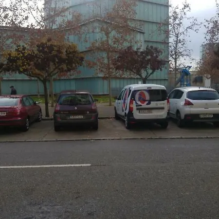 아파트 Apartamento De 1 Al Lado Del Musac